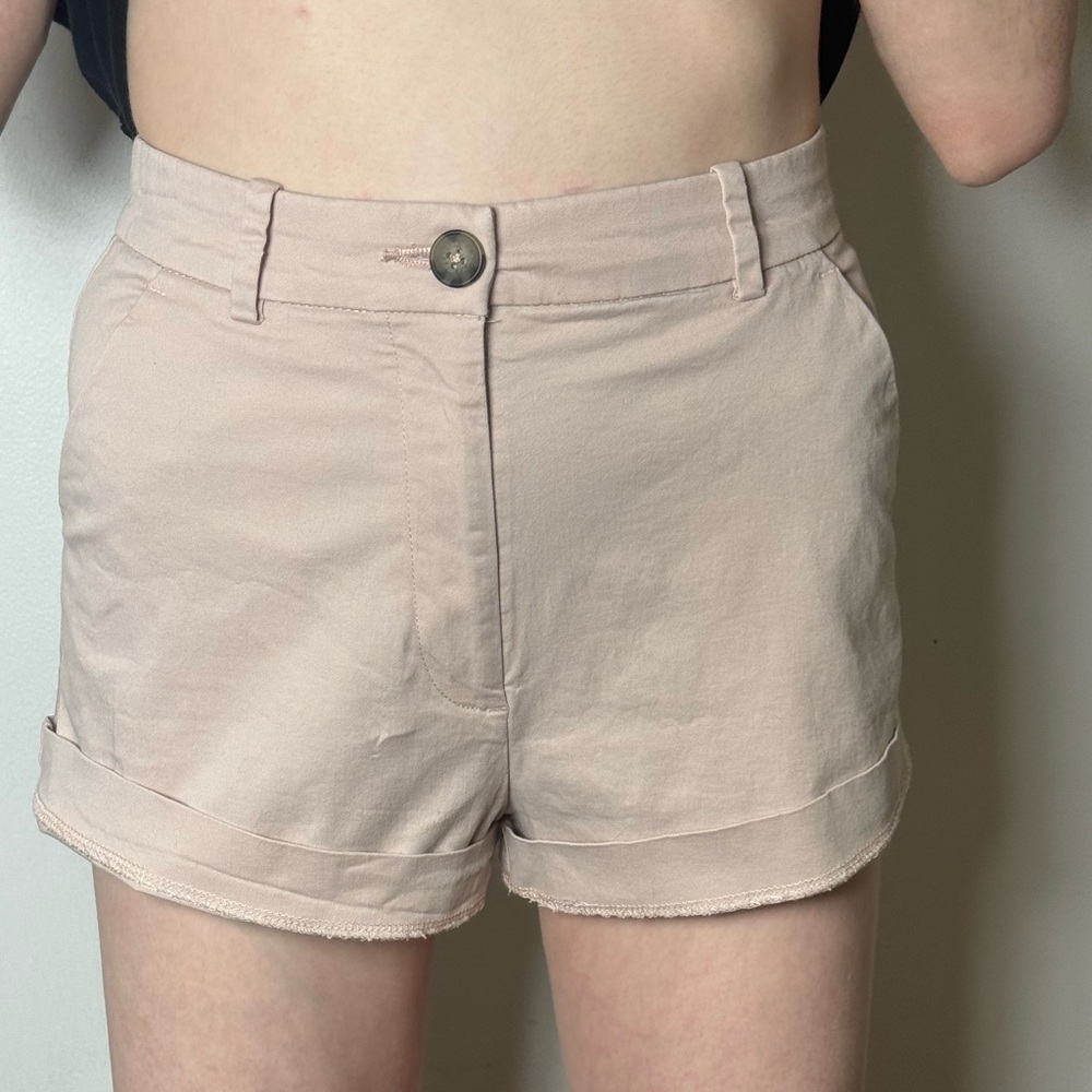 H&M Pink Shorts - Picture 2 of 10
